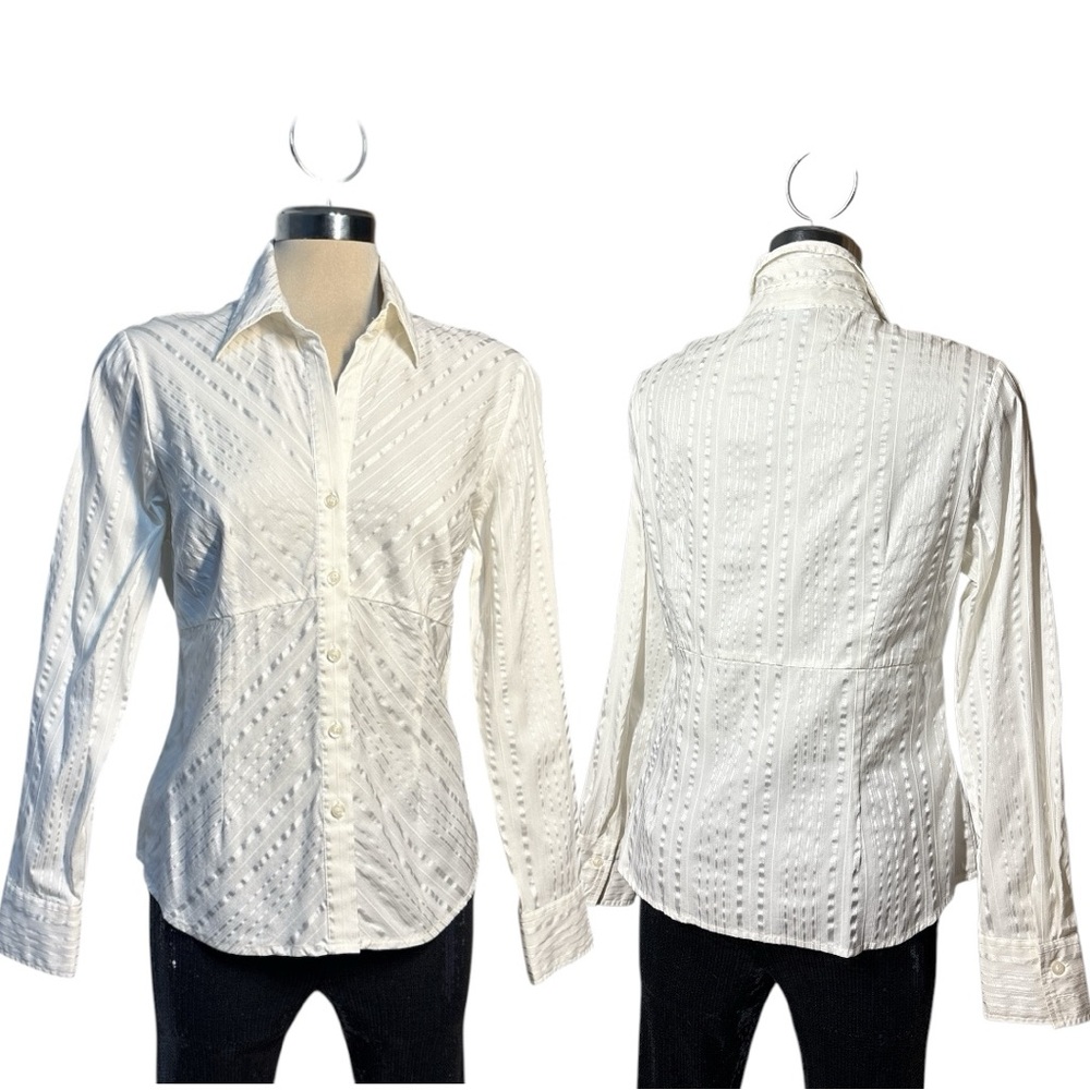 Tres you Women's White Button-Up Top Size 10